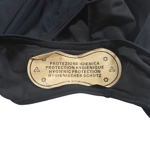 ⭐️Elegant Black Women's Cut Out One Piece Swimsuit Size Med - Picture 4 of 5